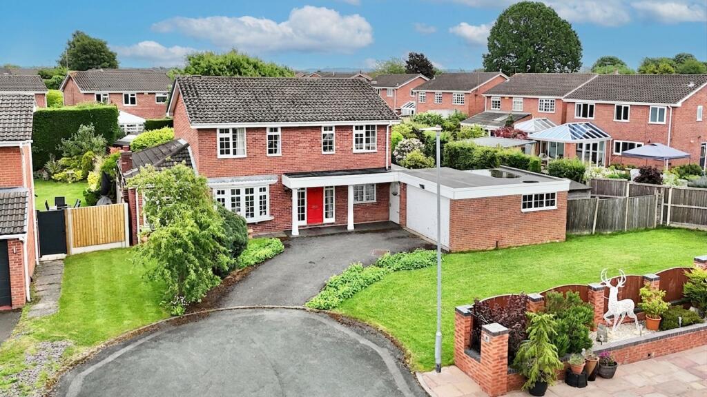 Main image of property: Kenilworth Close, Wistaston, CW2