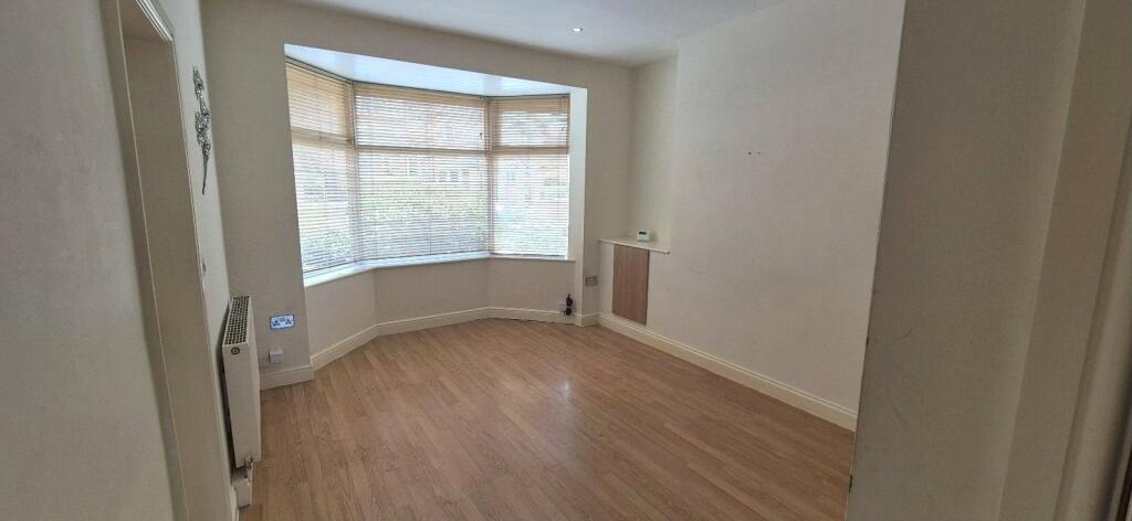 Victoria Road, Horwich, Bolton, BL6 photo 2