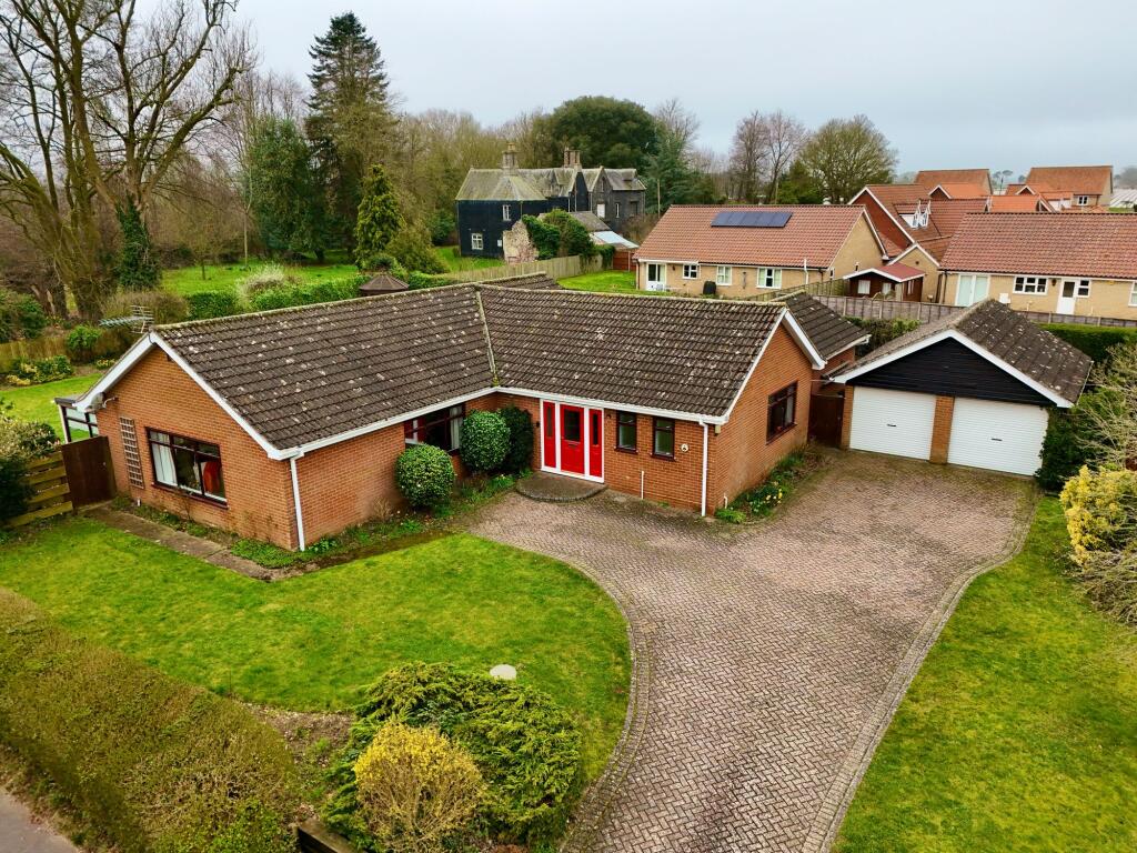 Main image of property: Douglas Close, Croxton, IP24