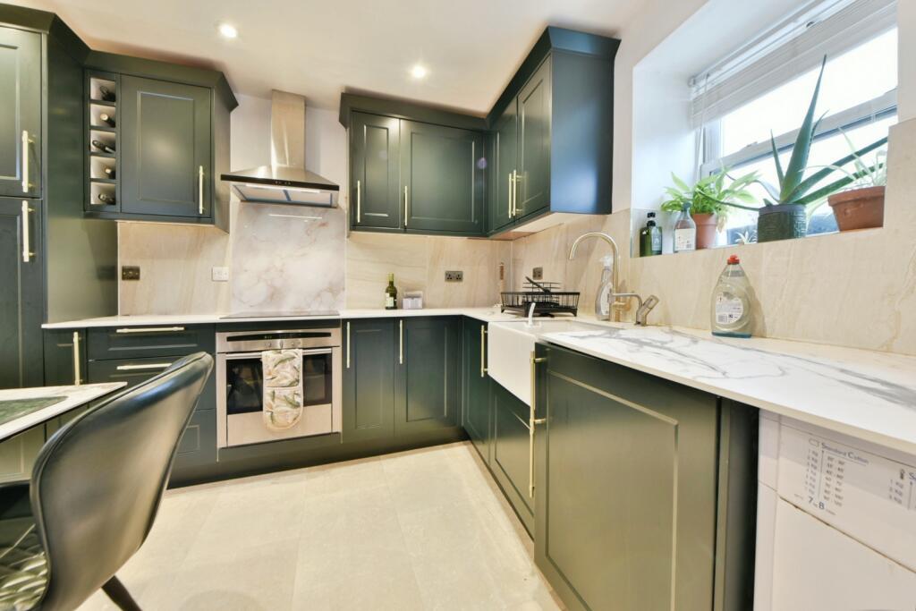House in Stockport, Romiley - View 4