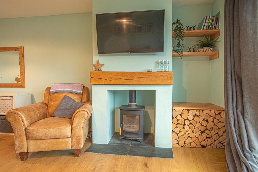 House in Taunton - View 5