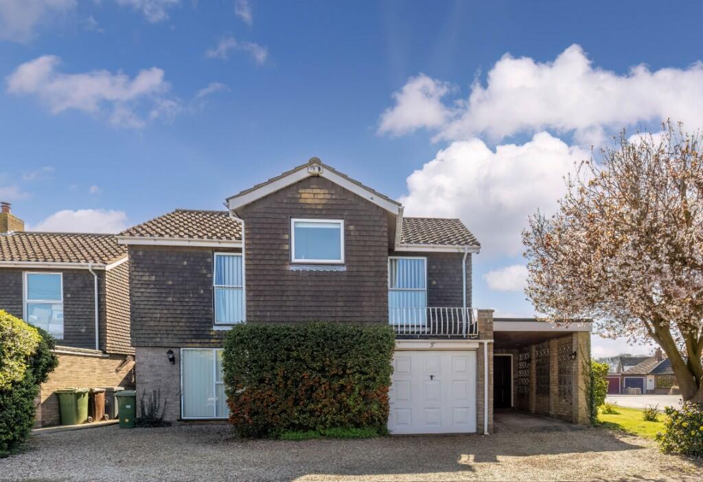 4-bed detached on Three Corner Drive, Old Catton, Norwich, NR6, £375,000