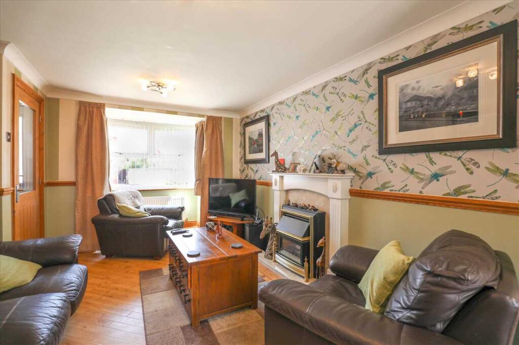 House in Kettering, Burton Latimer - More