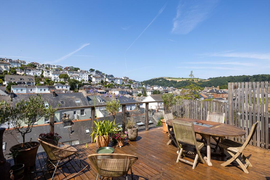 Main image of property: South Ford Road, Dartmouth, TQ6