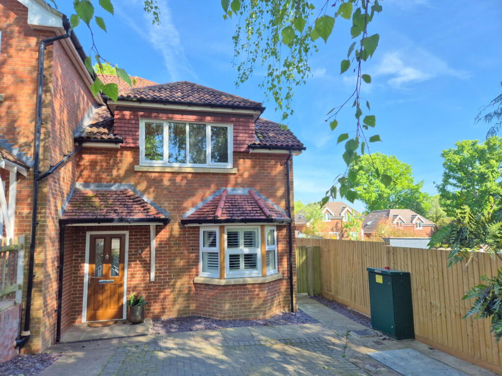Main image of property: Tilgate Gardens, Coulsdon, CR5 1EX
