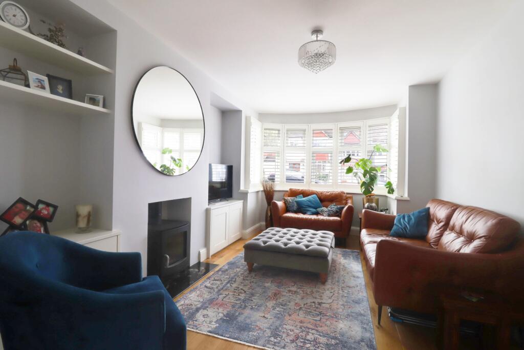 House in Croydon - View 3