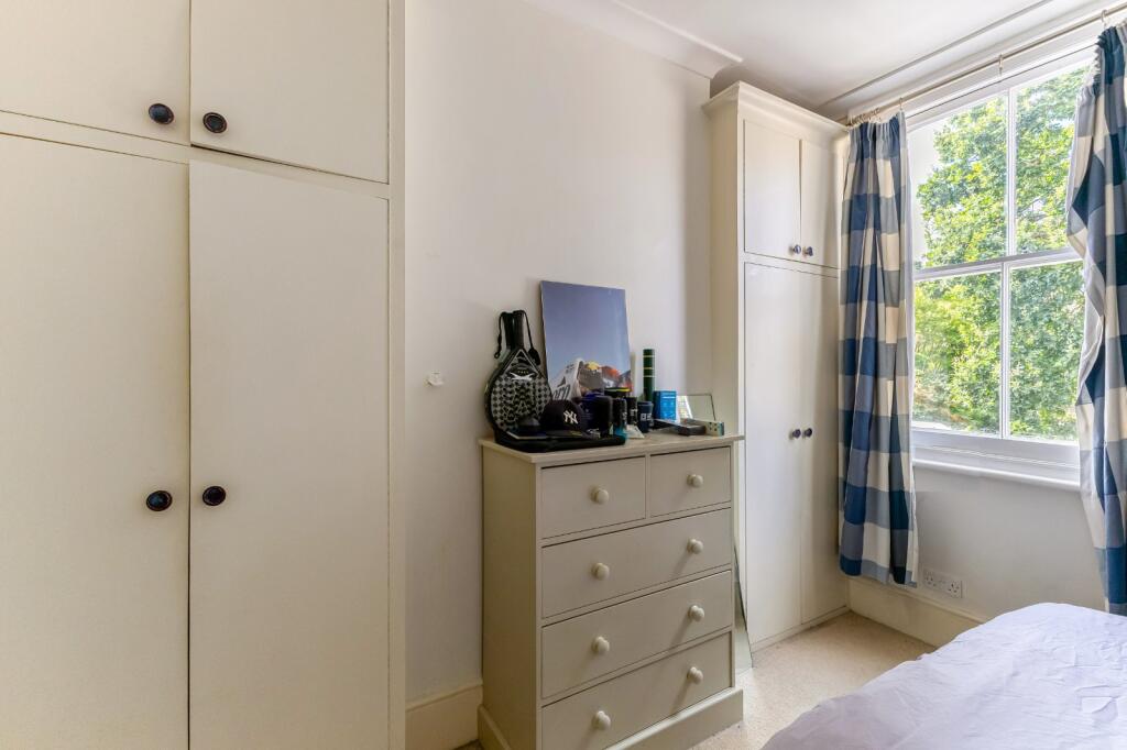 Apartment in London - More