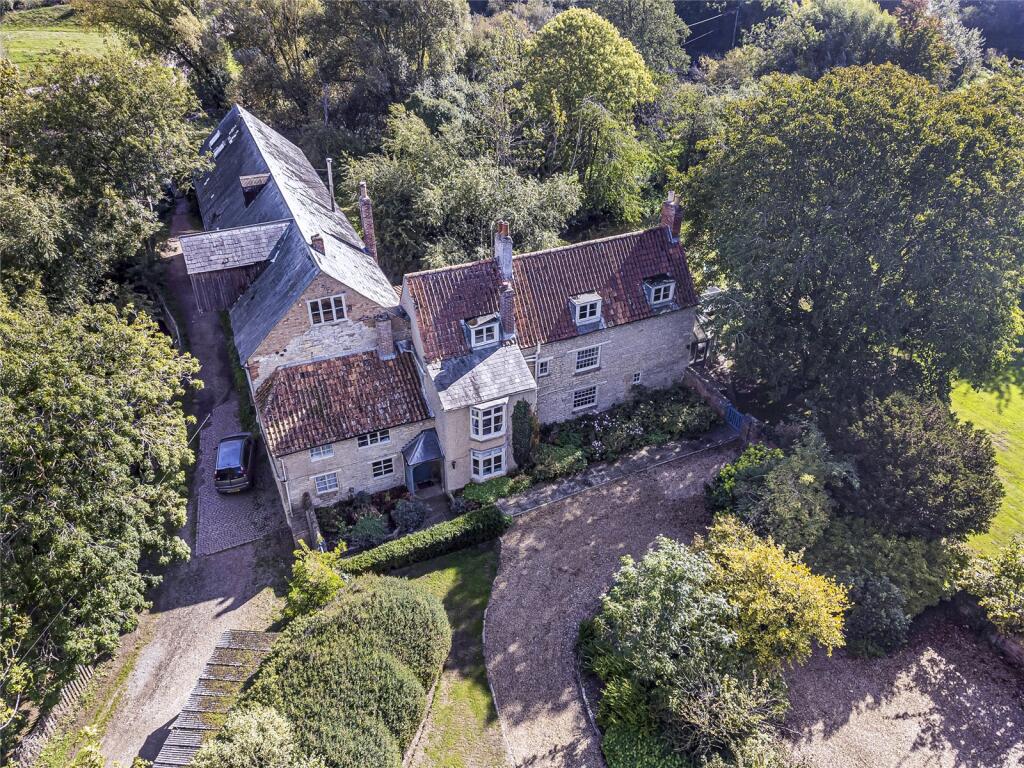 House in Thrapston, Islip