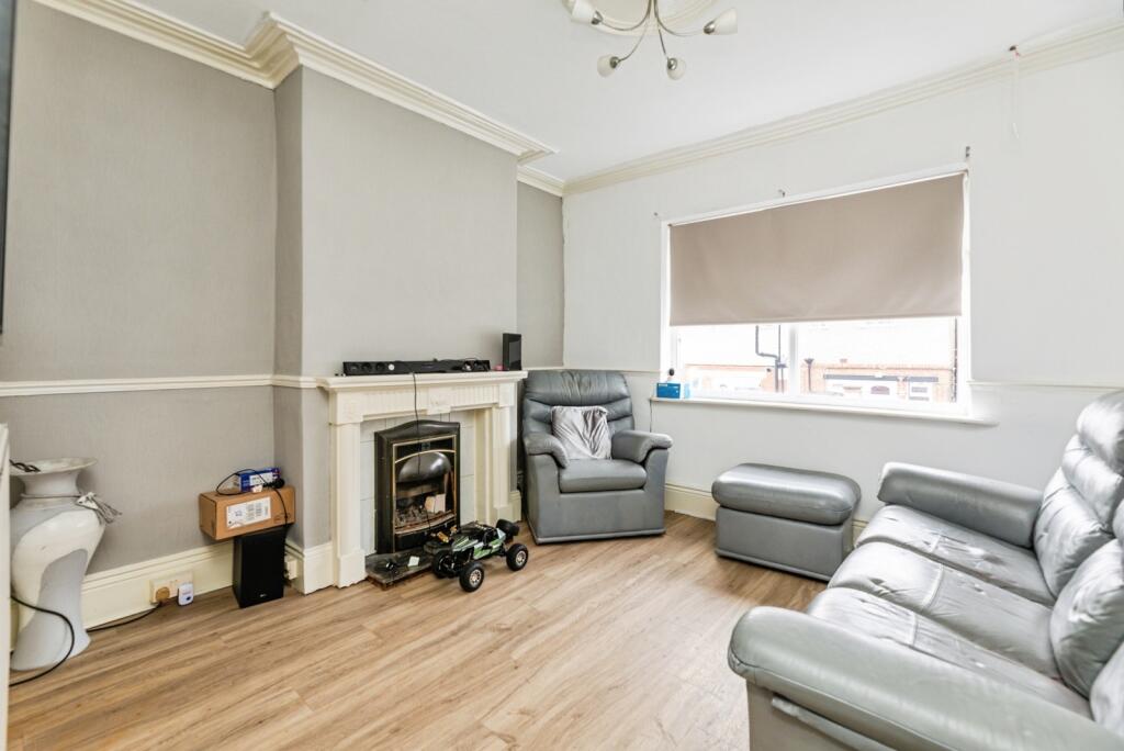 House in Sheffield, Fir Vale, Page Hall - View 5