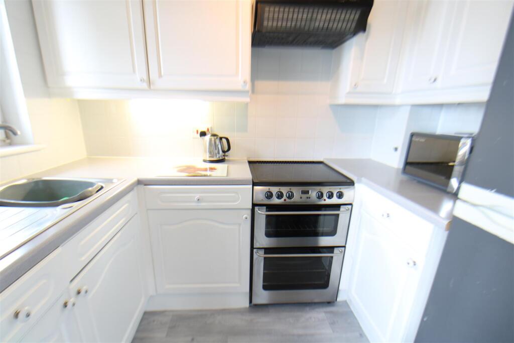 Apartment in Cowes, Isle of Wight - View 5