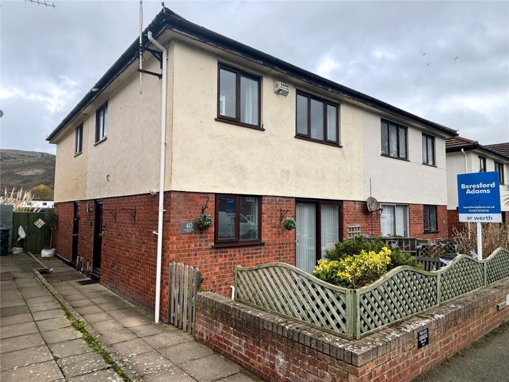 2-bed terraced on Lloyd Street West, Llandudno, Conwy, LL30, £170,000