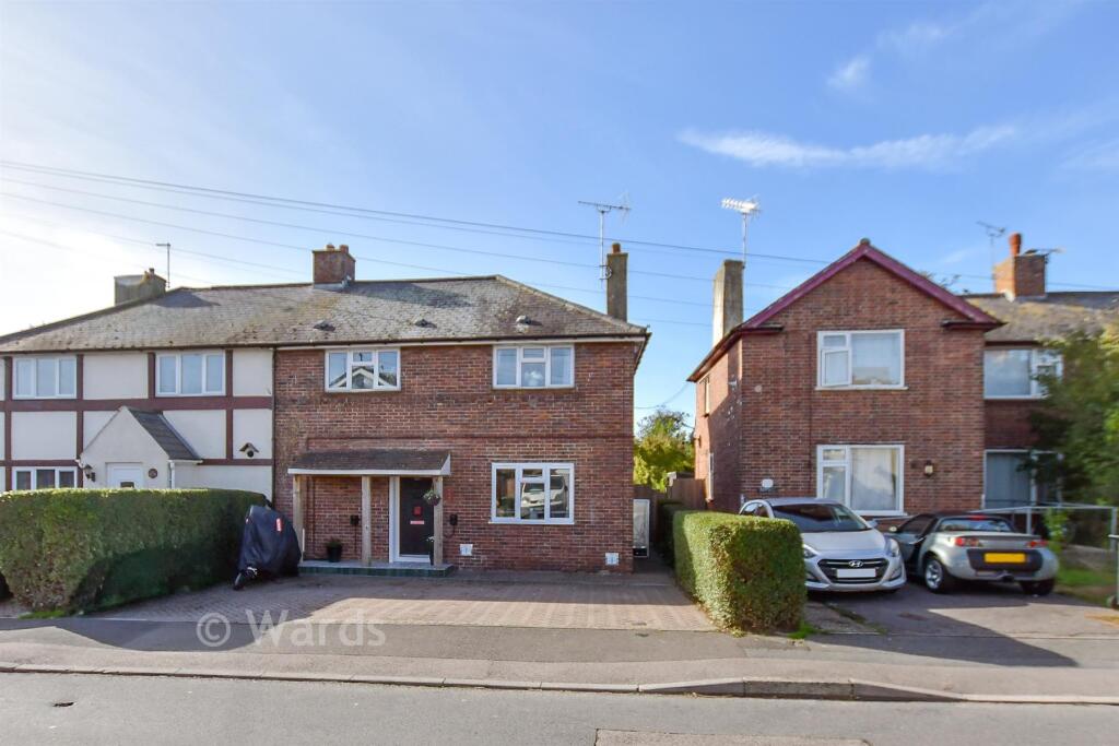 4-bed semi-detached on Osborne Road, Willesborough, Ashford, Kent, £400,000