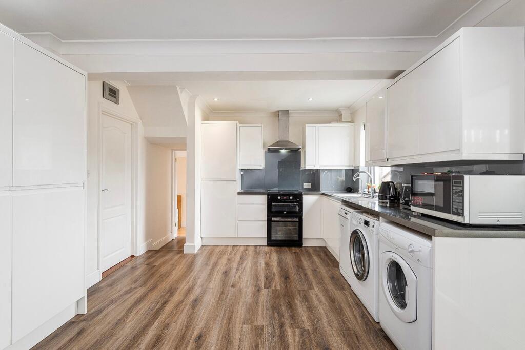 Brabourne Crescent, Bexleyheath, DA7 photo 4