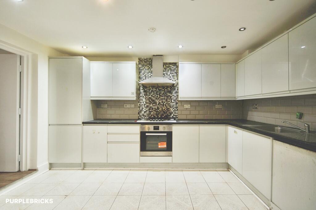 Main image of property: Abbots Road, London, E6