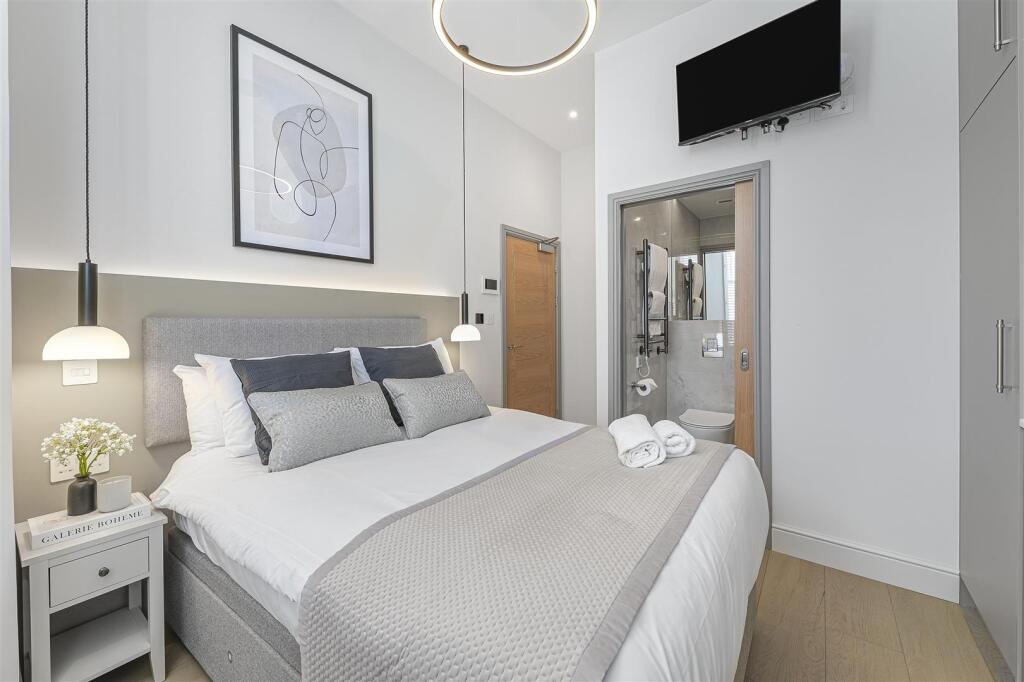 Studio flat for rent