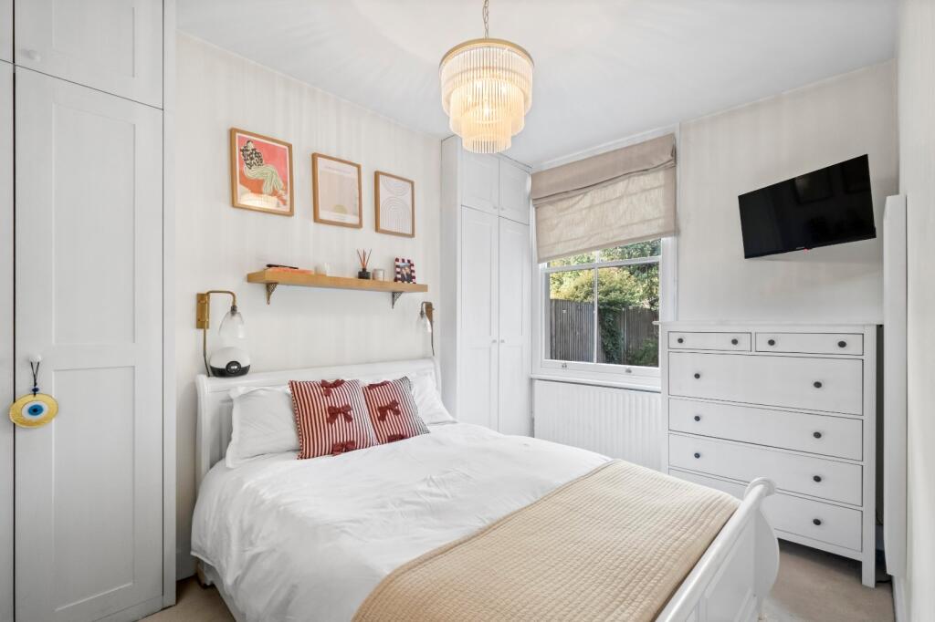 Apartment in London - View 2