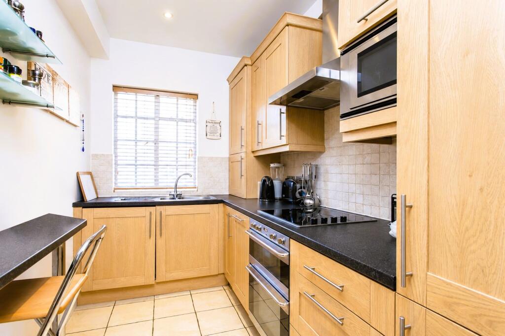 Apartment in London - View 3