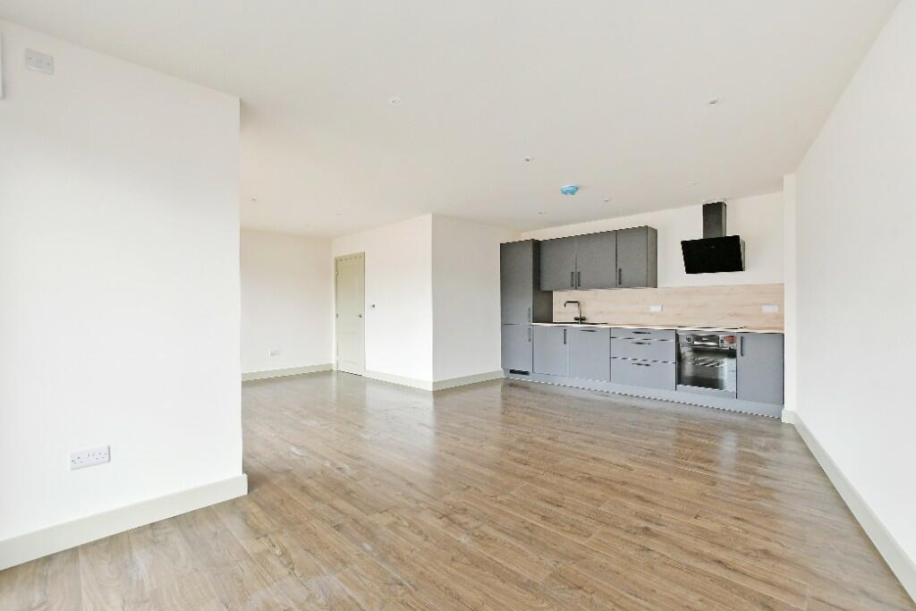 Main image of property: 5, 68 Little London Road, Sheffield
