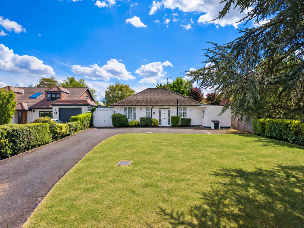 House in Mole Valley, Surrey - View 3