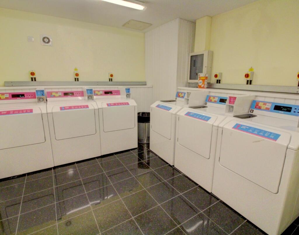 Additional image 11 of Longside Lane, Bradford, BD7