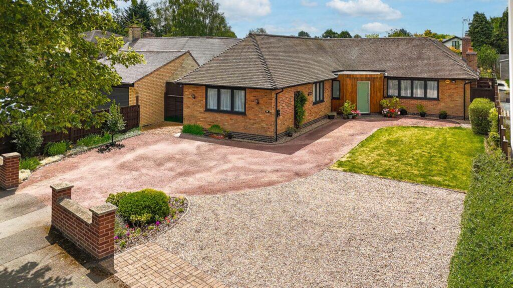 Main image of property: Manor Road Extension, Oadby LE2 4FF