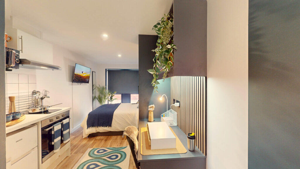 Additional image 4 of Studio 4, Pershore Road, Stirchley, Birmingham, B30 2YA