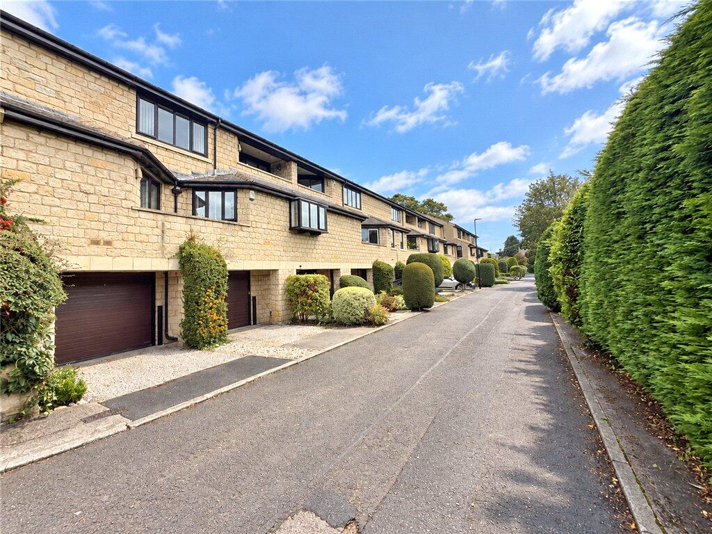 Apartment in Leeds - More