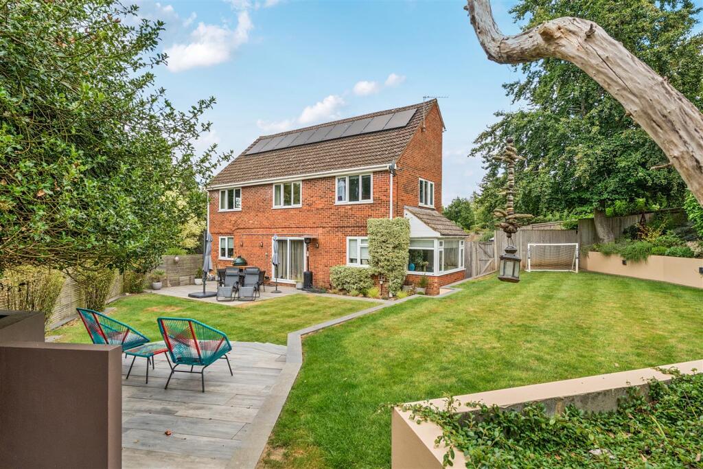 Main image of property: Potten End, Berkhamsted
