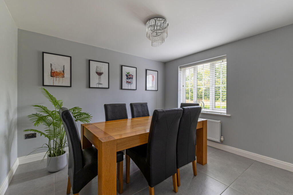 House in Salisbury - View 5