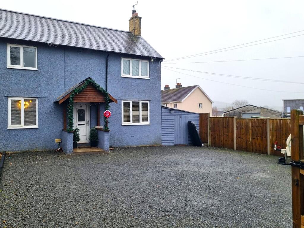 Main image of property: Heol Y Bannau, Pontrhydfendigaid, Ystrad Meurig, Ceredigion, SY25