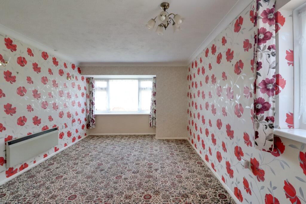 Holly Drive, Waterlooville photo 2
