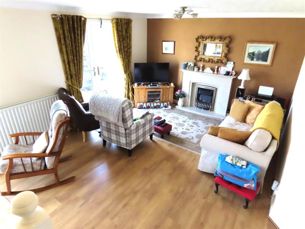 Home Farm Close, Ashington photo 2