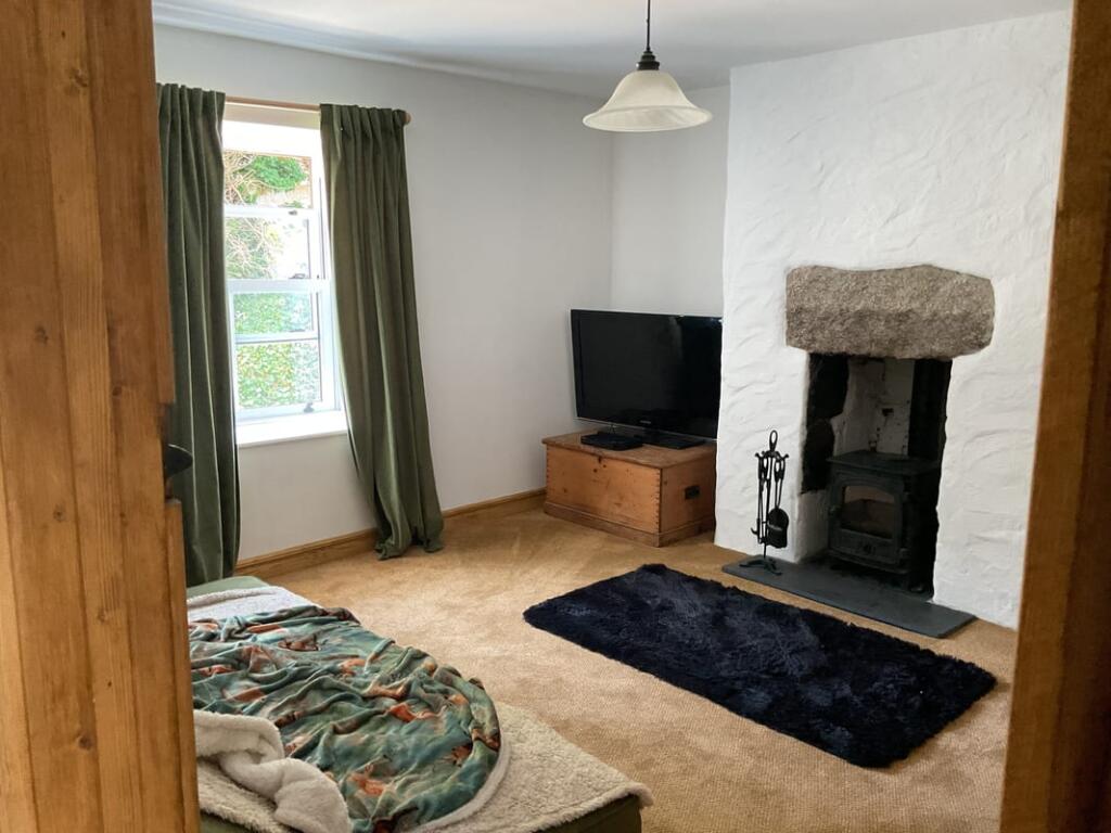 House in Hayle, Cornwall - View 4