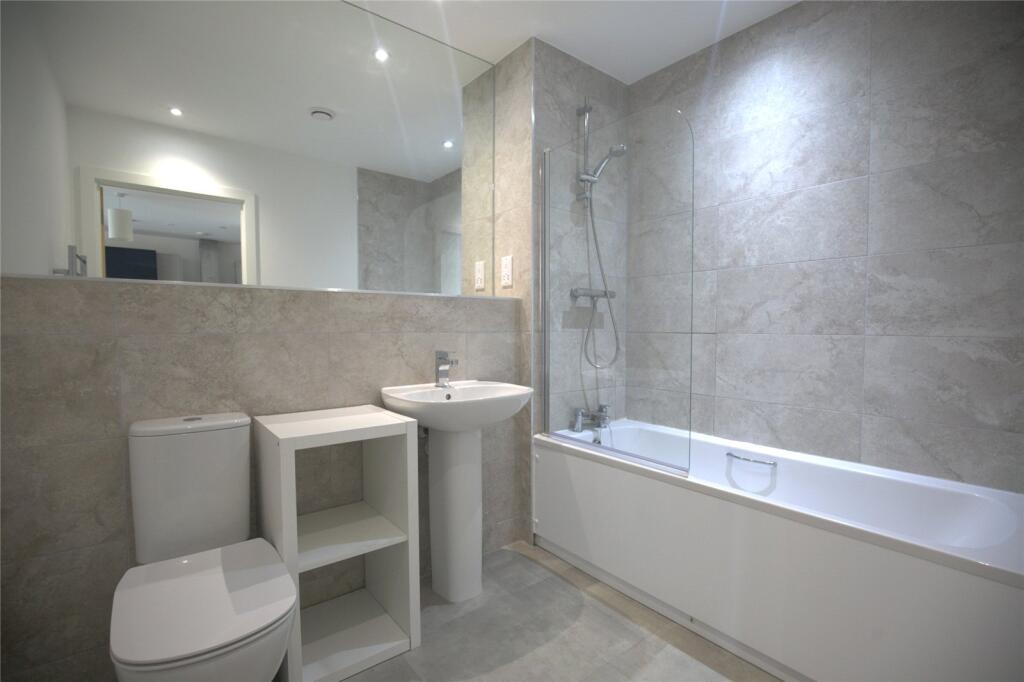 Apartment in Bristol, Carriageworks, St Paul's - View 5