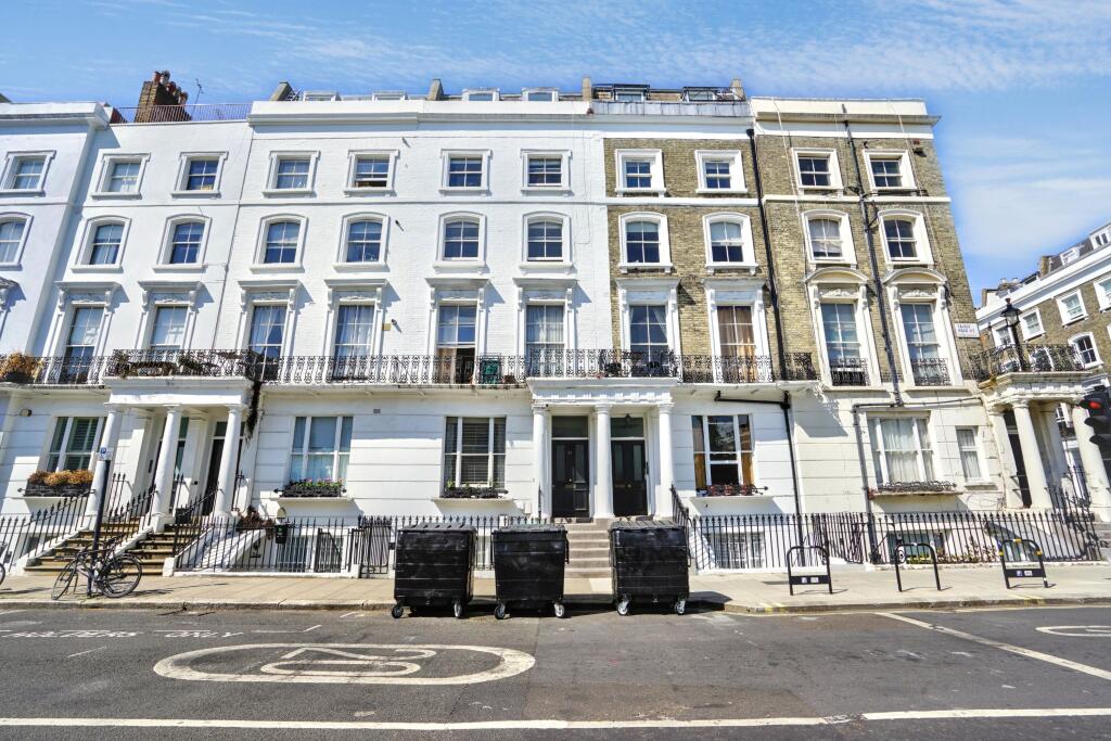 Main image of property: Flat 3, 24 Talbot Road, Notting Hill, London, W2 5LJ