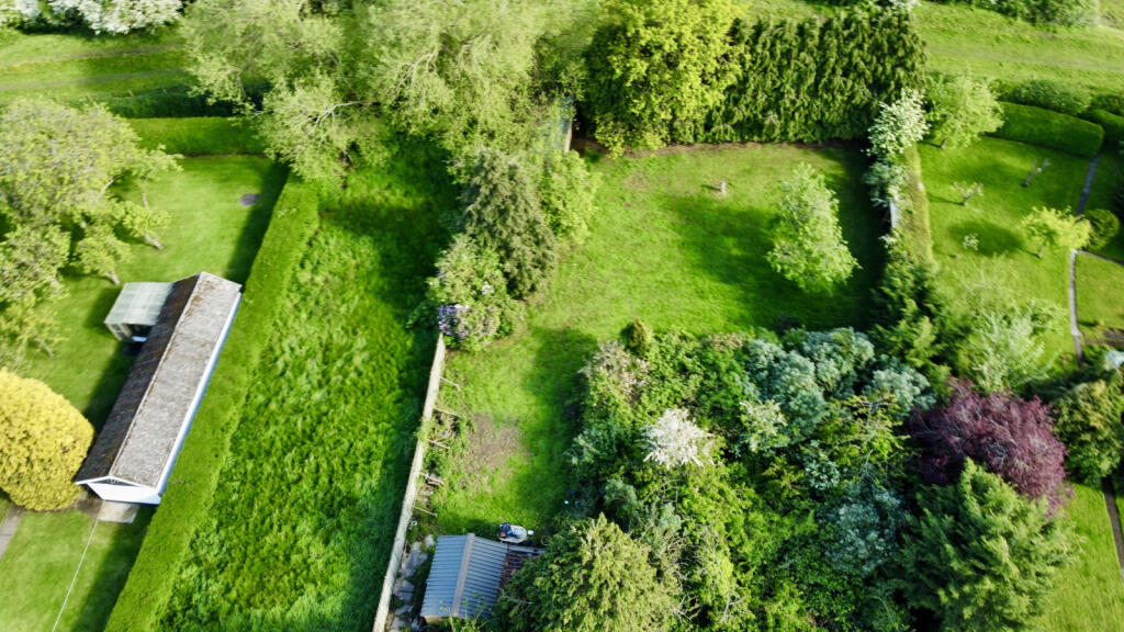 House in Hull - View 5