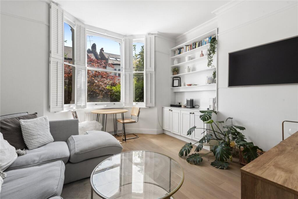 Main image of property: Balham Park Road, London, SW12