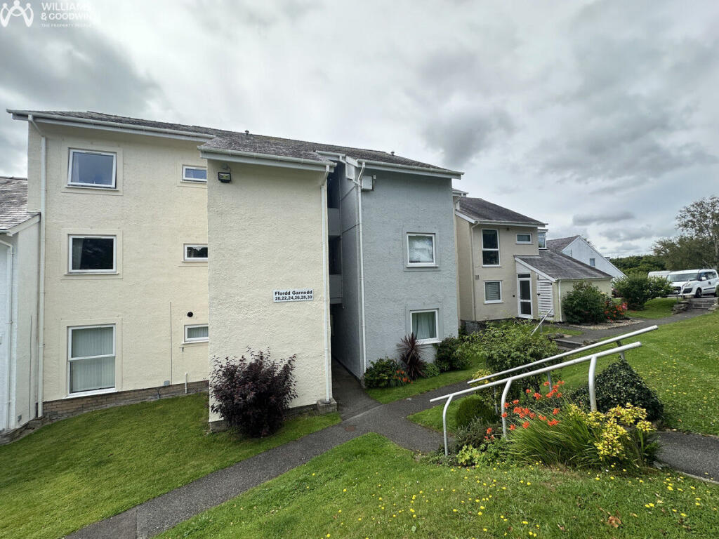 Ffordd Garnedd, Y Felinheli, Gwynedd, LL56 photo 2