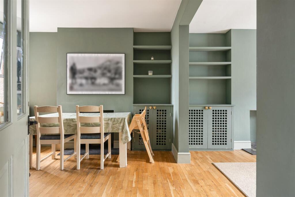 House in London - View 4