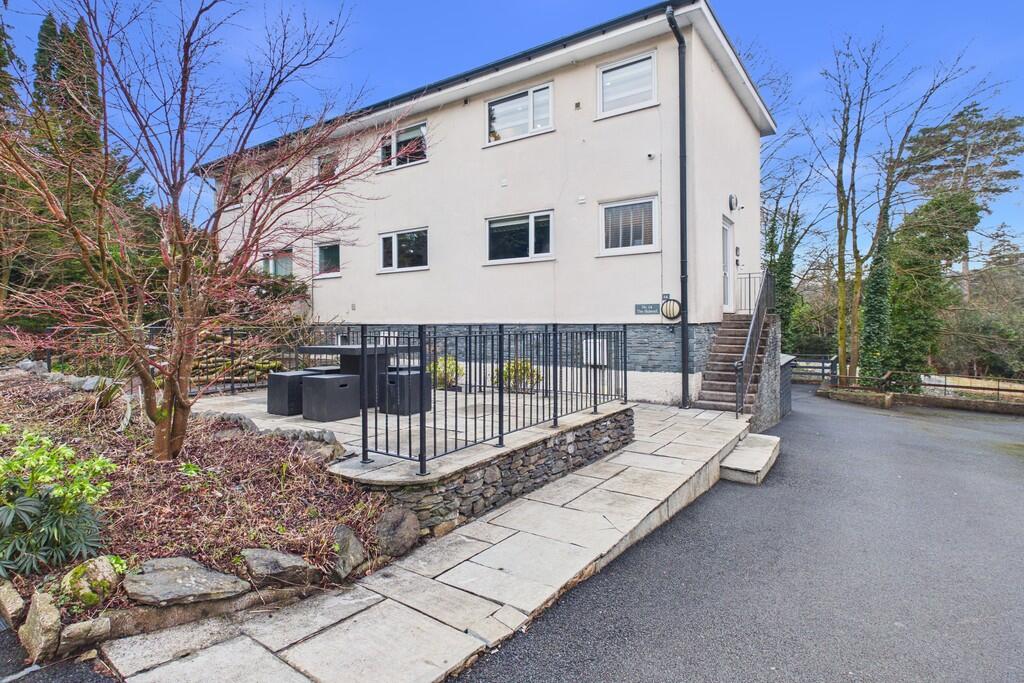 1-bed terraced on 14 Quarry Brow, £395,000
