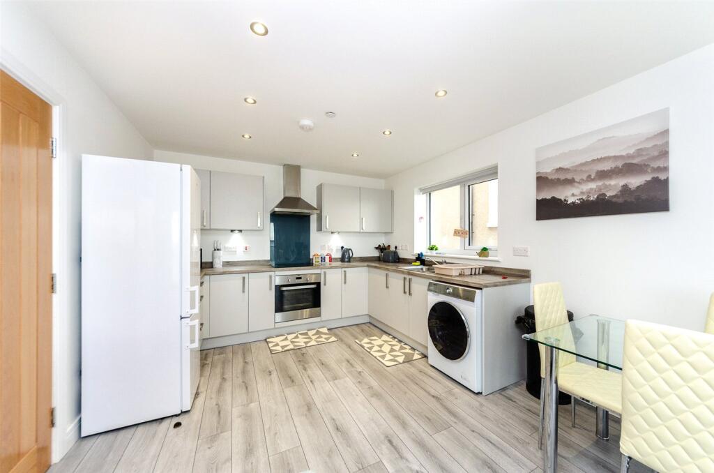 Cambrian Court, Conway Road, Penmaenmawr, Conwy, LL34 photo 3