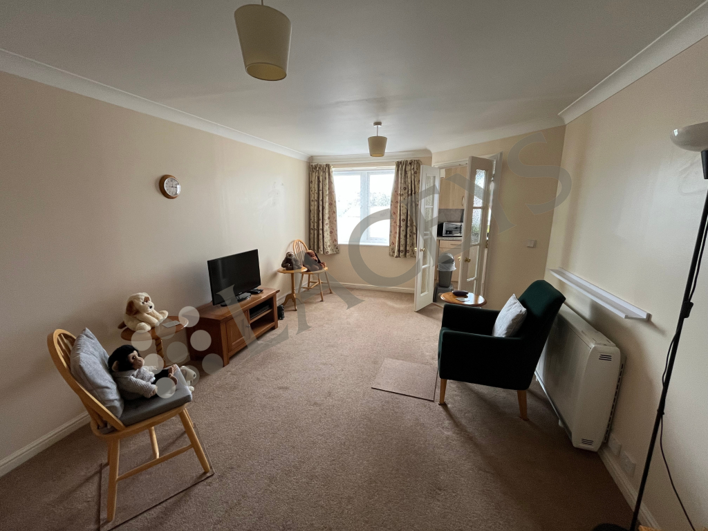 Apartment in Yeovil, Somerset - View 2