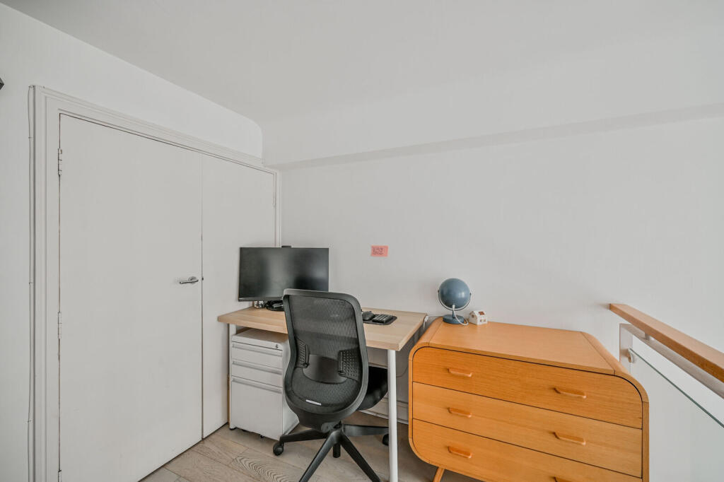 Apartment in London - View 4