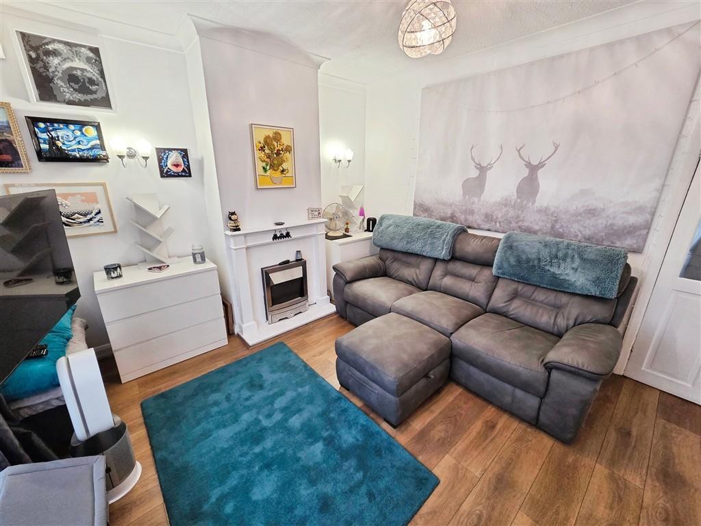 House in Nottingham, Redhill - View 2