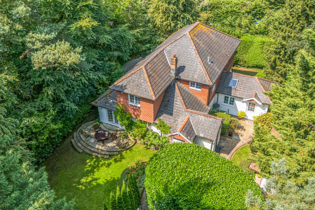 Main image of property: Chelsfield Hill, Orpington