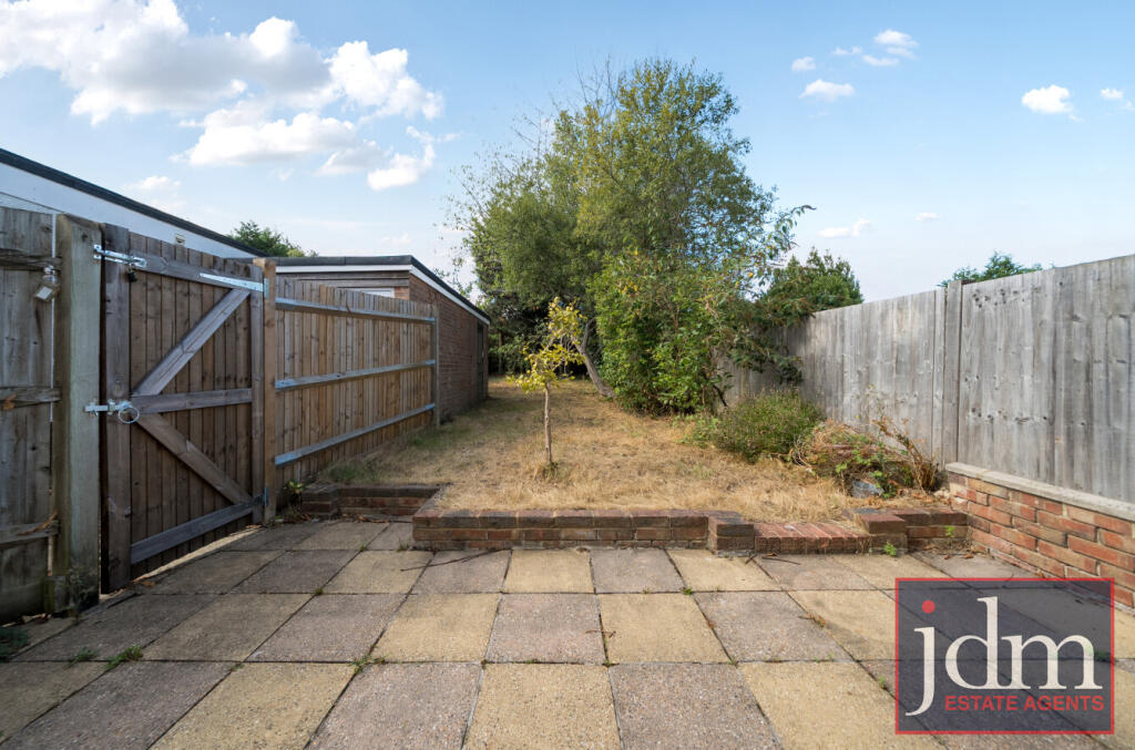 House in London, Perry Hall, Petts Wood - More