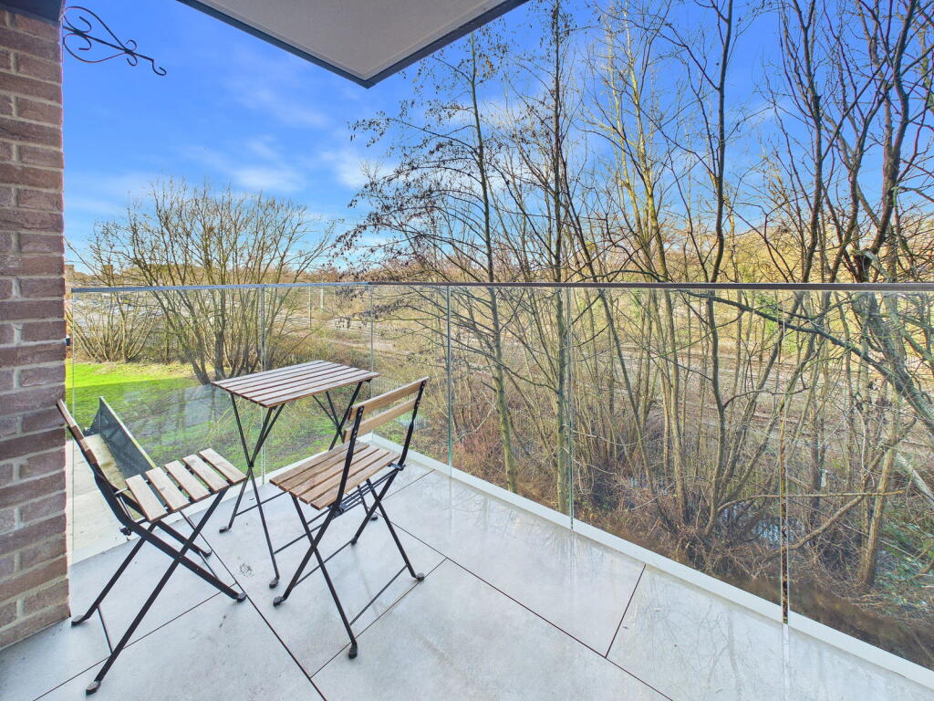 Apartment in Chelmsford - More