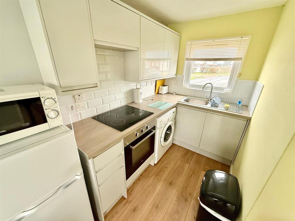 Newport Road, Hemsby photo 3