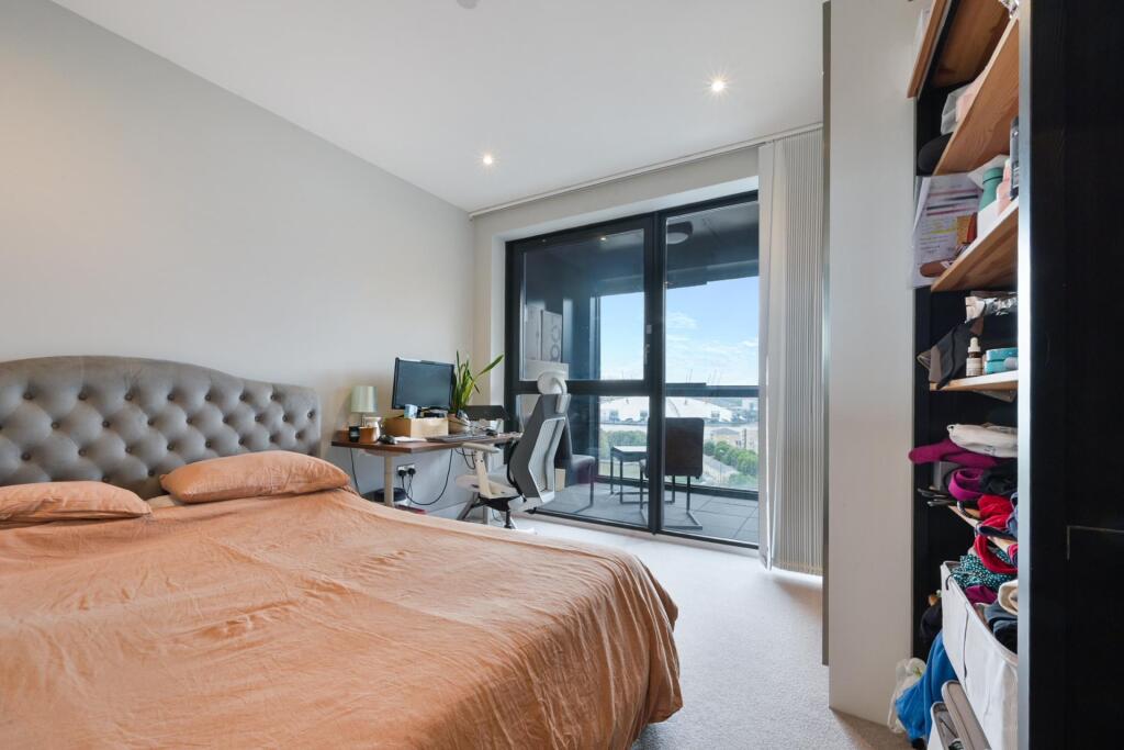 Apartment in London - View 3