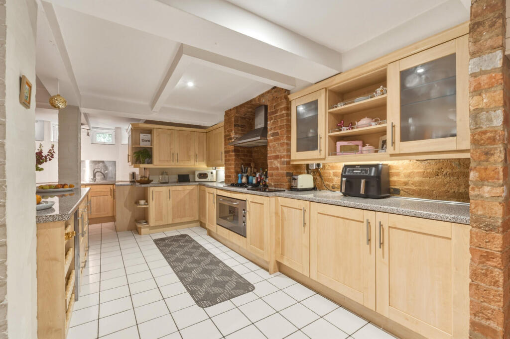 Apartment in Nottingham, The Park - More